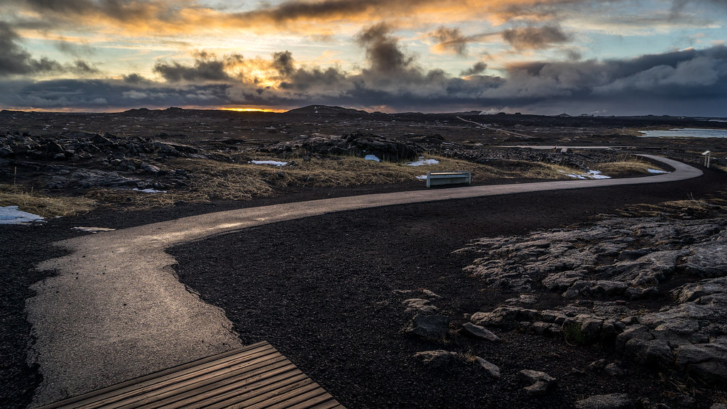 Sunrise in the Southern Peninsula -  Sandvik, Iceland - Travel photography