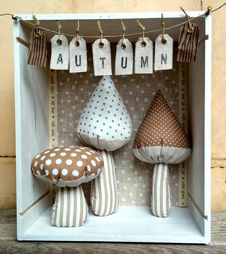 Peggy_Journal_autumn_decoration_mushrooms | by Topogina