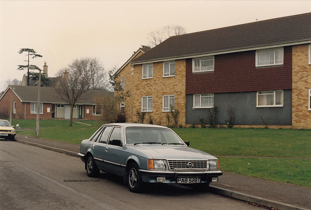 1979 Opel Senator 3.0E CD Auto, PAB528T (1987)