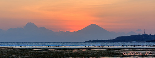 sunset sky bali panorama sun mountain colour beautiful silhouette indonesia volcano see air gunung gili lombok meno agung stratovolcano trawangan