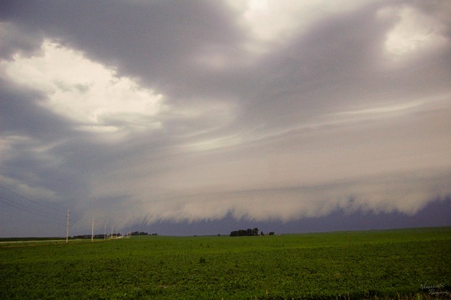 071011 - Classic Nebraska Shelf Cloud