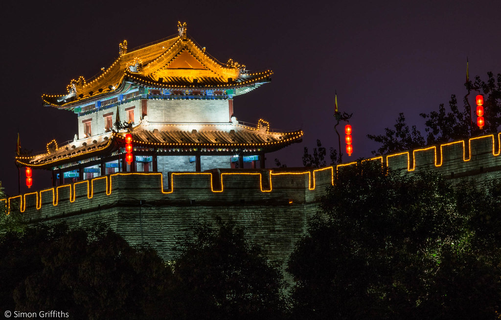 Xi'an City Wall | Temple on the Xi'an city wall | Simon Griffiths | Flickr