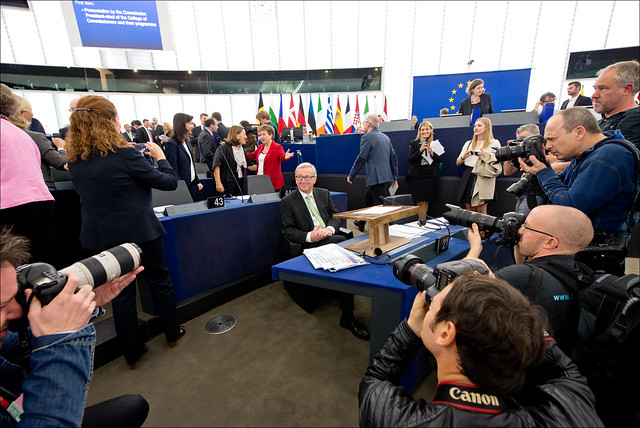 Jean-Claude Juncker presents the new Commission to the Parliament.