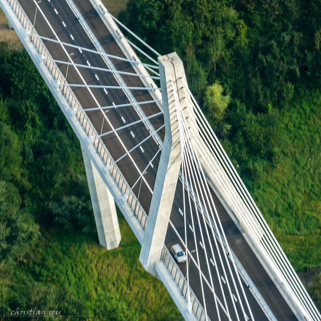 Fribourg: le pont de la Poya (Switzerland)