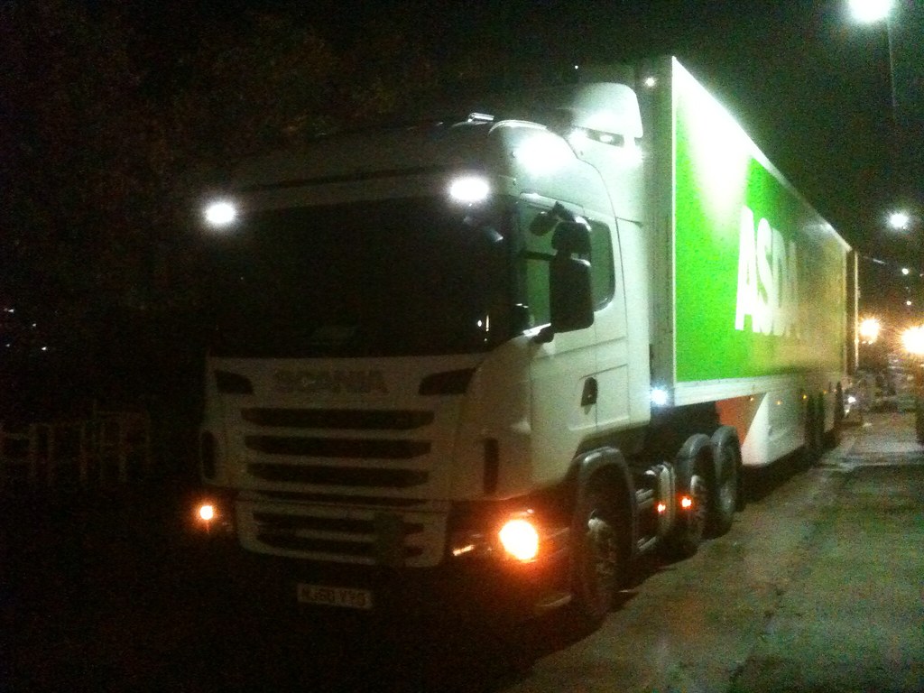 NJ60YYO Asda Seen 17/10/14 in ASDA Eastleigh EDDIE Flickr