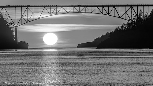 03192017 bridge d810 nikon nikonsigma ocean sigma sunset deceptionbridge sea springequinox blackandwhite bw monochrome truck outdoor landscape 150600mmf563dgoshsm|c davidschultzphotography