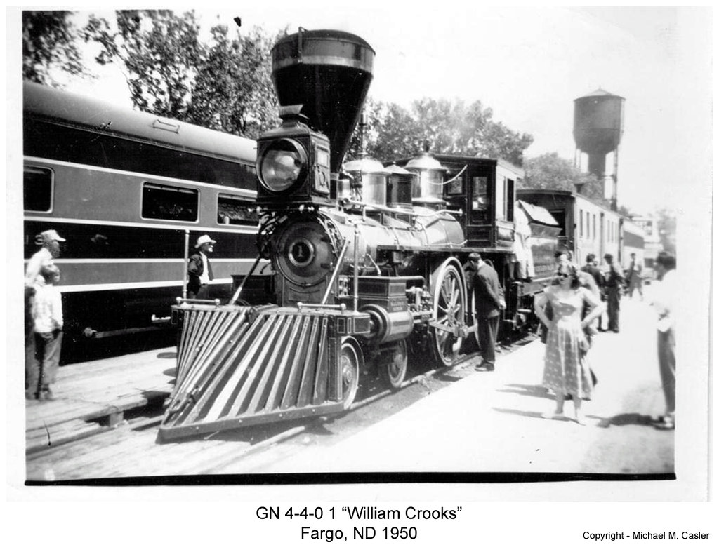 GN  WILLIAM CROOKS CIVIL WAR ERA 4-4-0 STEAM TRAIN PIN.