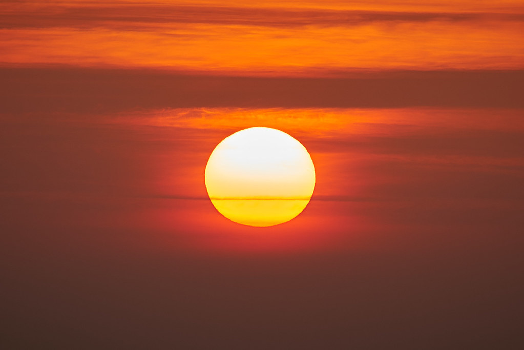 Japan's rising sun flag, rising sun 