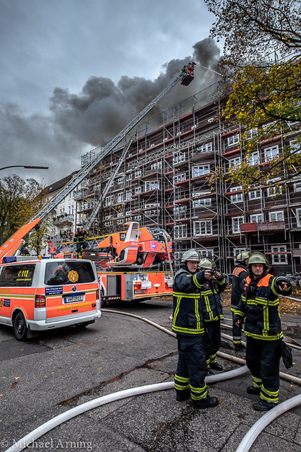2014-11-04 Dachstuhlbrand in Eimsbüttel