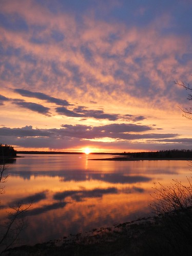 sunset lake canada reflection water clouds sandybeach elkislandnationalpark astotinlake elkisalnd