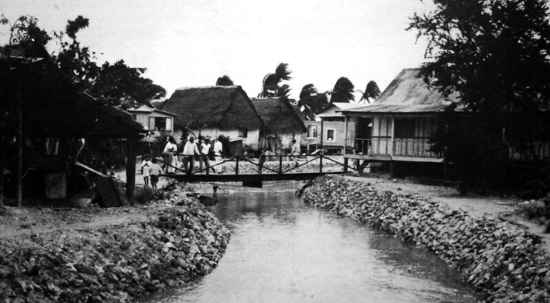 The Padre Palomo Bridge spanned the Hagåtña/Agana River.

Don Farrell's The Pictorial History of Guam: The Sacrifice, 1919-1943