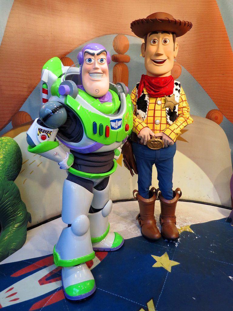 Buzz Lightyear and Woody | Woody's Picture Shootin' Corral, … | Flickr