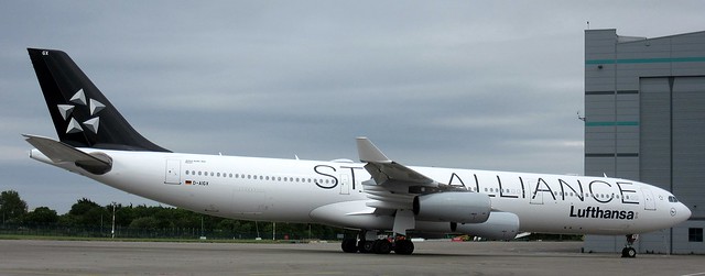 D-AIGX Airbus A340-300 Star Alliance Lufthansa 19-06-2015 001