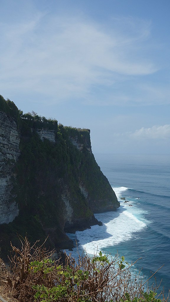 ~10-07-14 Uluwatu Temple #18~ | One of the oldest temples in… | Flickr
