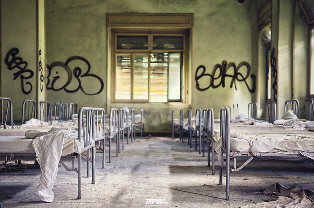 Abandonned school IL-2