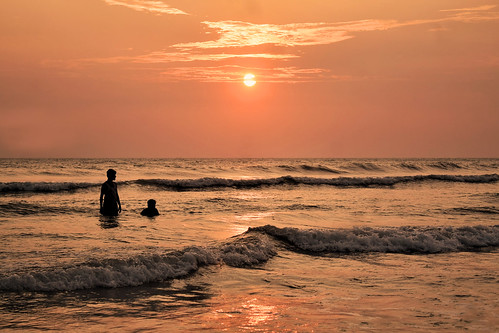 sunset sky orange sun beach colors clouds waves colours 1855mm bangladesh coxsbazar 450d russelljohn