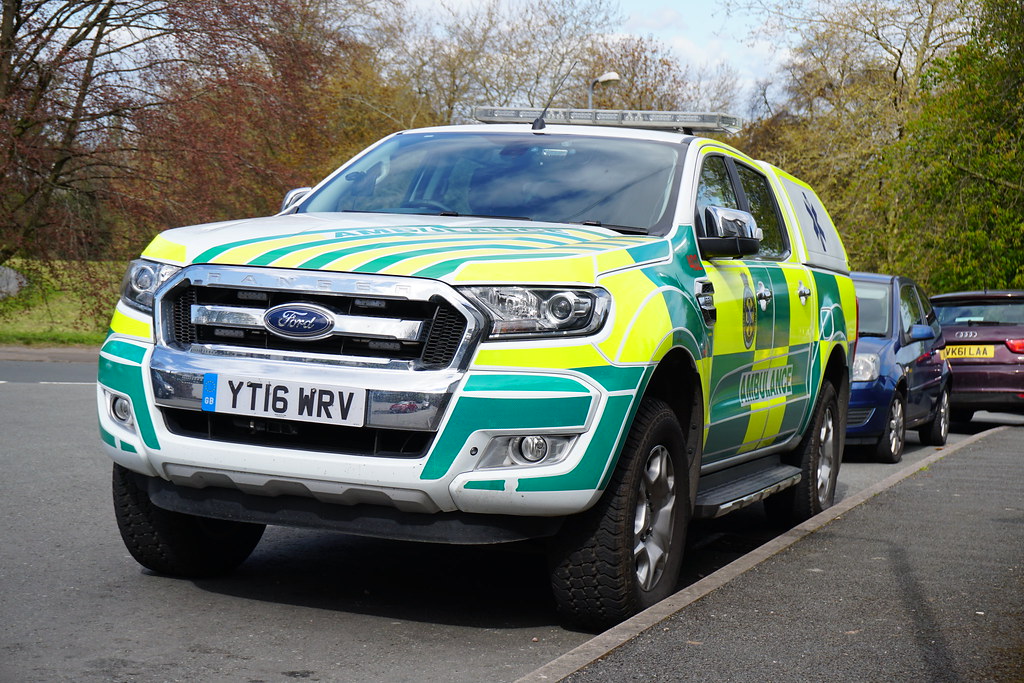 Emergency Ford Ranger United Kingdom Specialist Ambulance Service (UKSAS) | Rapid Response ...