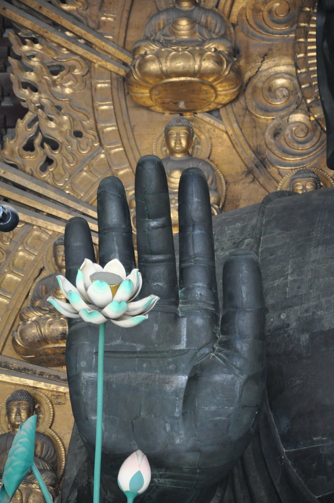 Semui In Semui-no-in position (mudra),