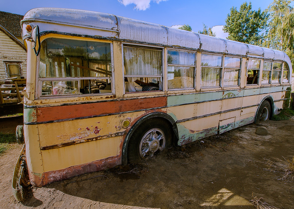 Former Police Bus | This bus and other rusting vehicles crow… | Flickr