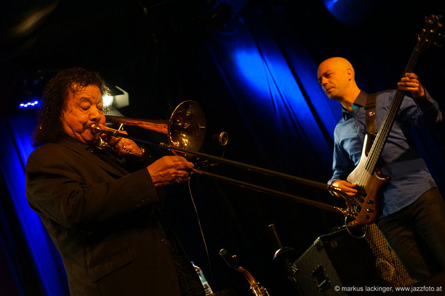 Raul de Souza: trombone, sax / Glauco Solter: bass