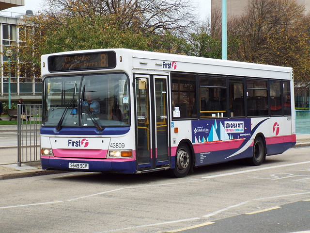 43809 - First Devon & Cornwall Plymouth October 2014