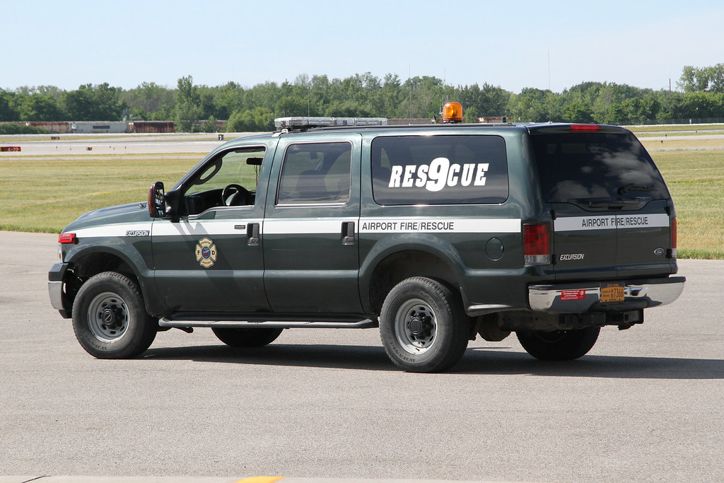 Greater Rochester Int'l Airport - Rescue 9 | 2005 Ford Excur… | i. duke ...