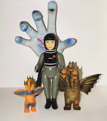 #SoftVinyl #sofubi #ソフビ #膠品 #搪膠 @vintage_vinyl_club #sofvitokyo #X星人 | by 狂人日本玩具屋