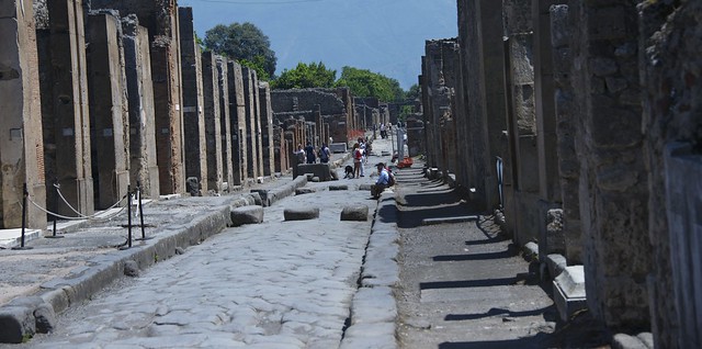 A main street, Pompei