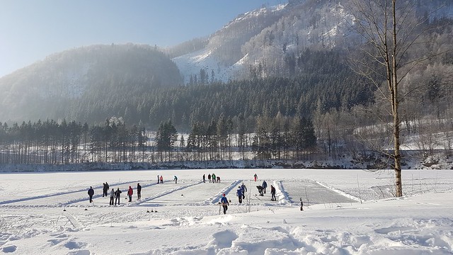 Lake Curling - Klaus - Austria