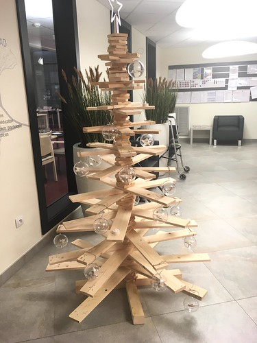 Sapin moderne !!!!! | by carogege