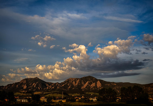 clouds vignette boulderco lightroom lightroompresets sonyrx100m2 lightroom2015 greenmountainboulderco