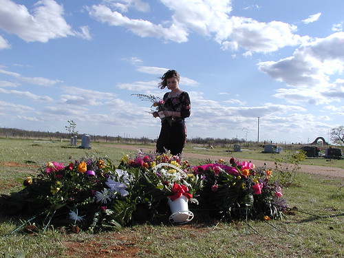 grandma amboo sky funeral grave matador texas