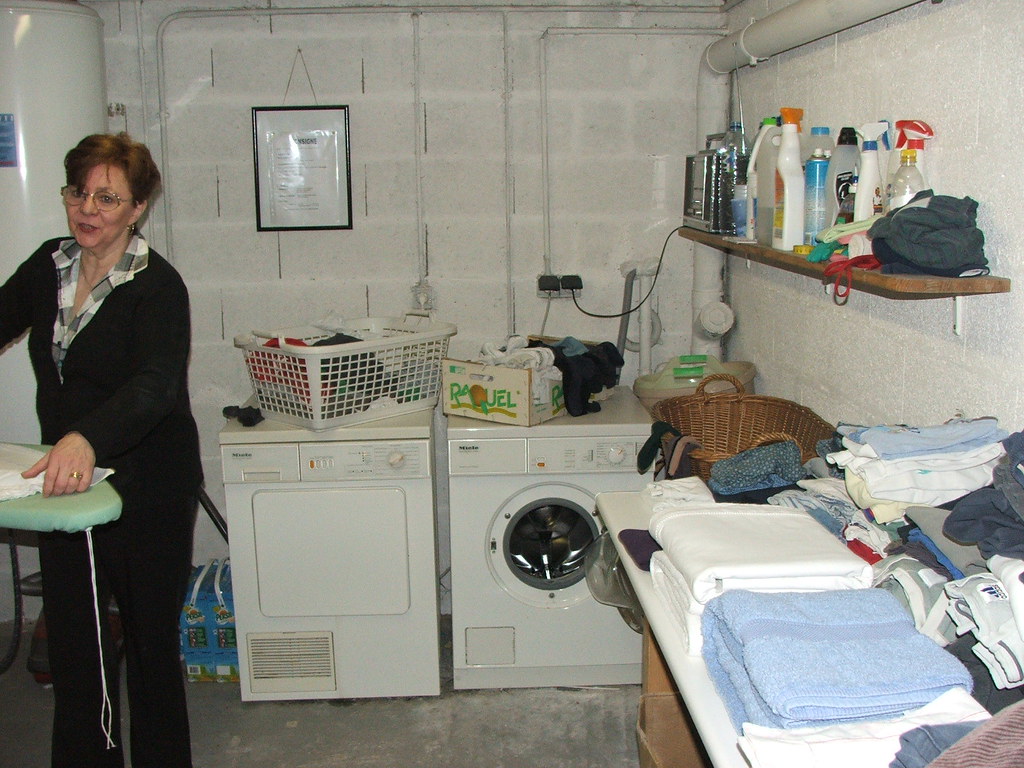 dscf0548 | Laundry room off garage. | Kris Tuttle | Flickr