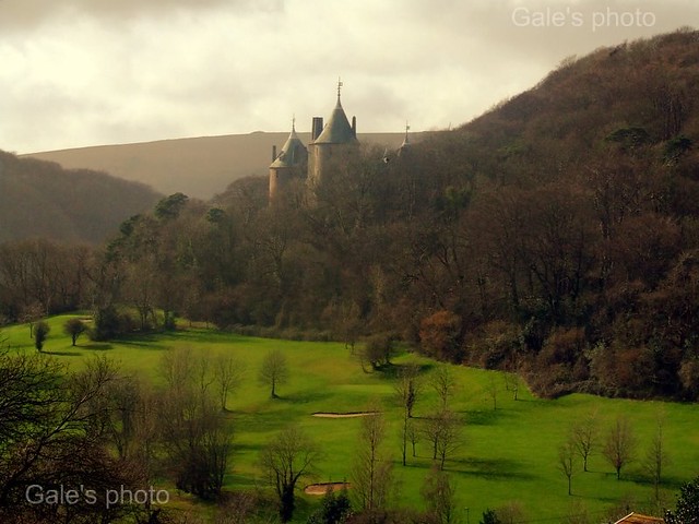 Castle Coch in the late afternoon sunshine..