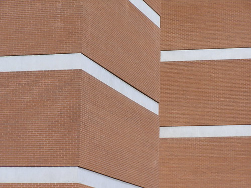 Interrupted Lines | Detail of the south side of the Meinel O… | Flickr