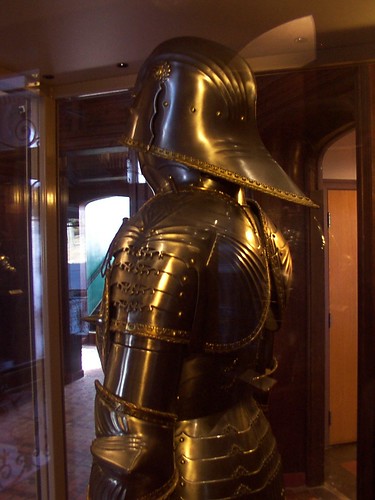 history museum war europe gothic medieval armor weapon knight fighting