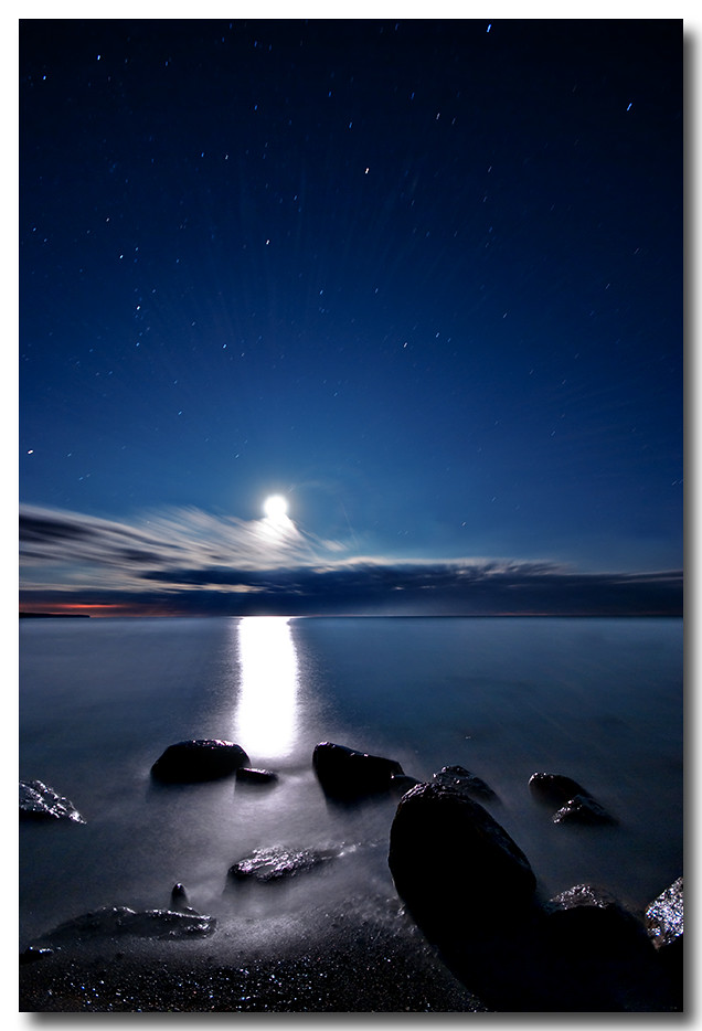 ROCKS,MOONLIGHT,STARS, WATER | All anyone could ask for, for… | Flickr