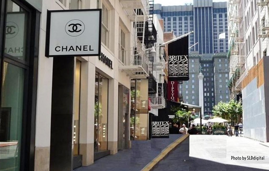 Chanel Designer Clothing and Fashion Store Location in Trendy San Francisco  Neighborhood Editorial Photo - Image of interior, commercial: 168772416