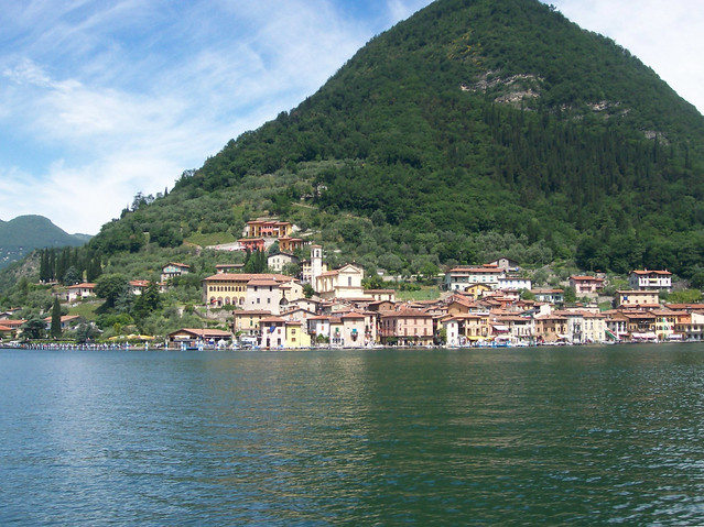 Lago d'Iseo: Peschiera Maraglio, sul Monte Isola (Brescia)