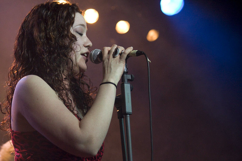 Autumn en concierto en Salamandra