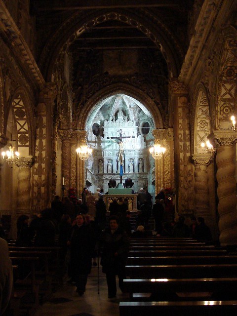 Assoro, basilica S. Leone - navata centrale