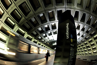 Pentagon  / El pentágono (la estación del metro) | by sari_dennise