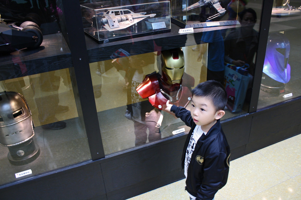 world's most adorable fanboy | A wee Iron Man fan (Iron fan?… | Flickr