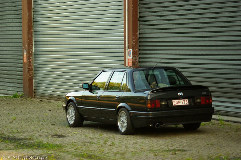 100530 my 1989 BMW E30 324d on BBS RS's by KirstenDeLaet