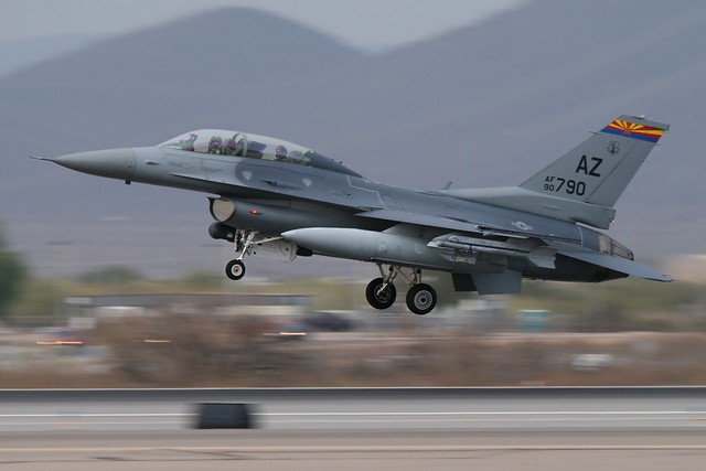 General Dynamics F-16D Fighting Falcon s/n 90-0790, 152nd Fighter Squadron 