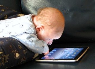 Baby Sees The iPad Magic | by SteveChippy