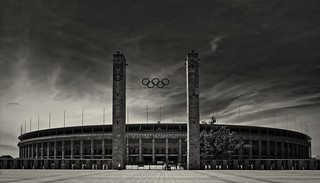 Berlin Olympiastadion Marathontor | by bagalute
