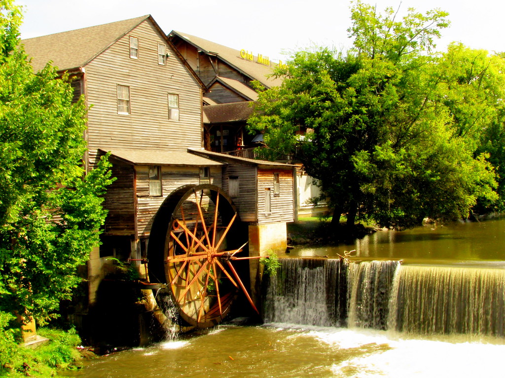 The Old Mill - Pigeon Forge (version 4) | In the early 1800s… | Flickr