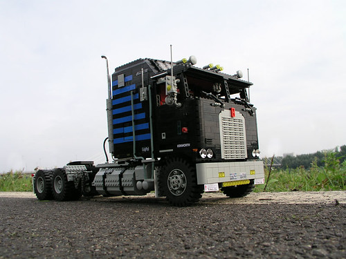 kenworth_k100_aerodyne_refer_trailer_49