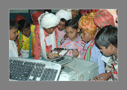 07 WACC Photo Competition 2010 - Communication and Poverty | by Dilip Lokre